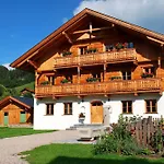 Hinkerhof Apartman