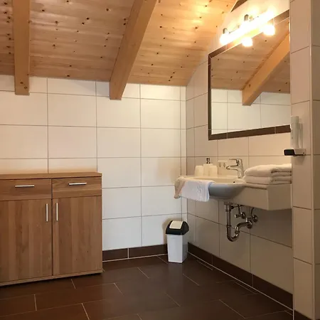 Hinkerhof 아파트 슈라드밍